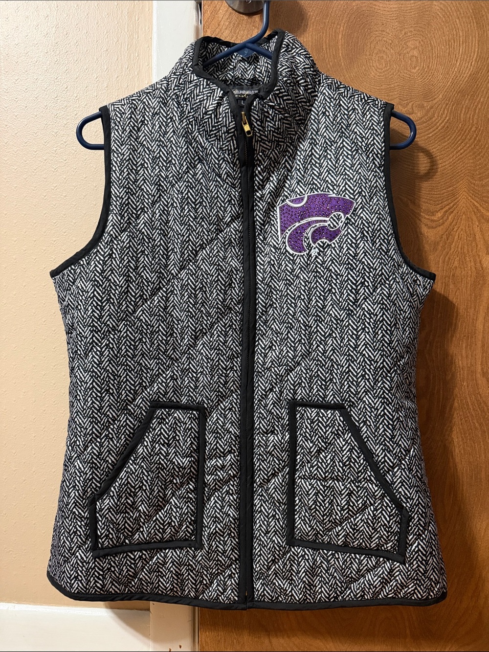 Quilted Herringbone Black & White Women's Vest with KSU powercat Logo